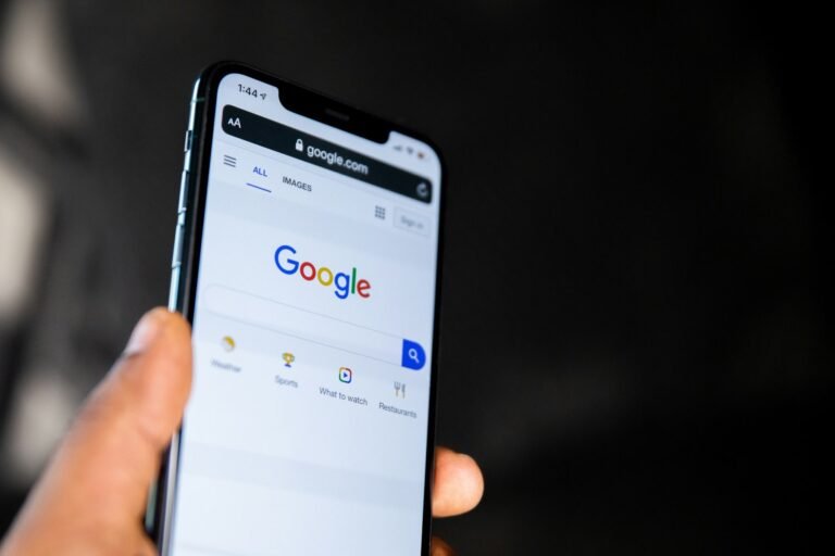 Customer searching Google on a smartphone